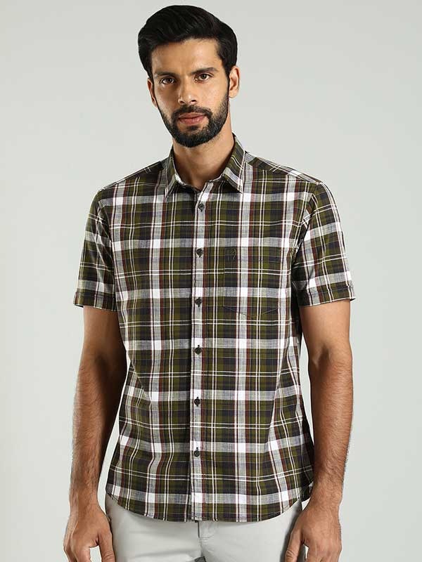 Indian Terrain Men's Regular Fit Half Sleeve Checkered Green Shirt
